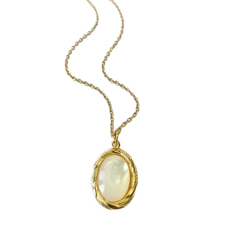 Pearl Vintage Pendant Necklace - High Maintenance Jewellery