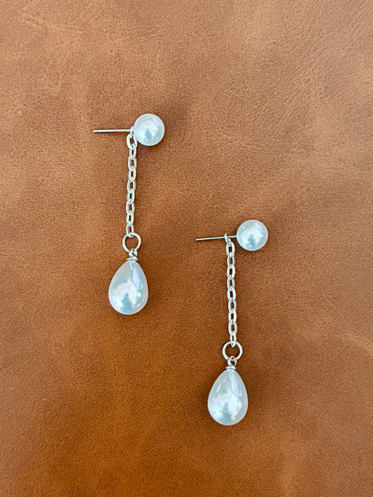 The Pearl Duo Earrings
