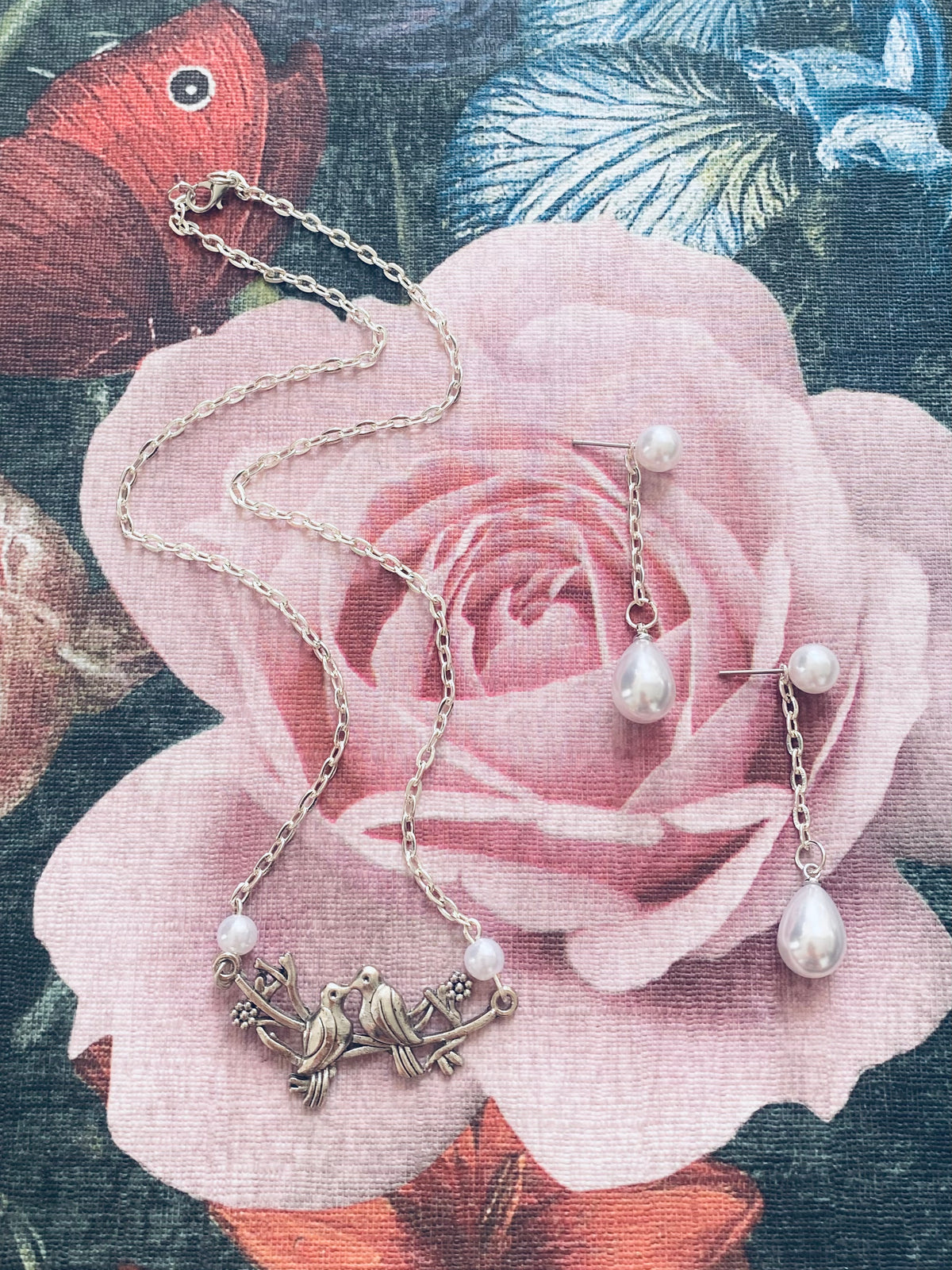 The Love Birds Necklace