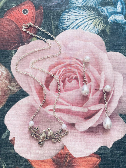 The Love Birds Necklace