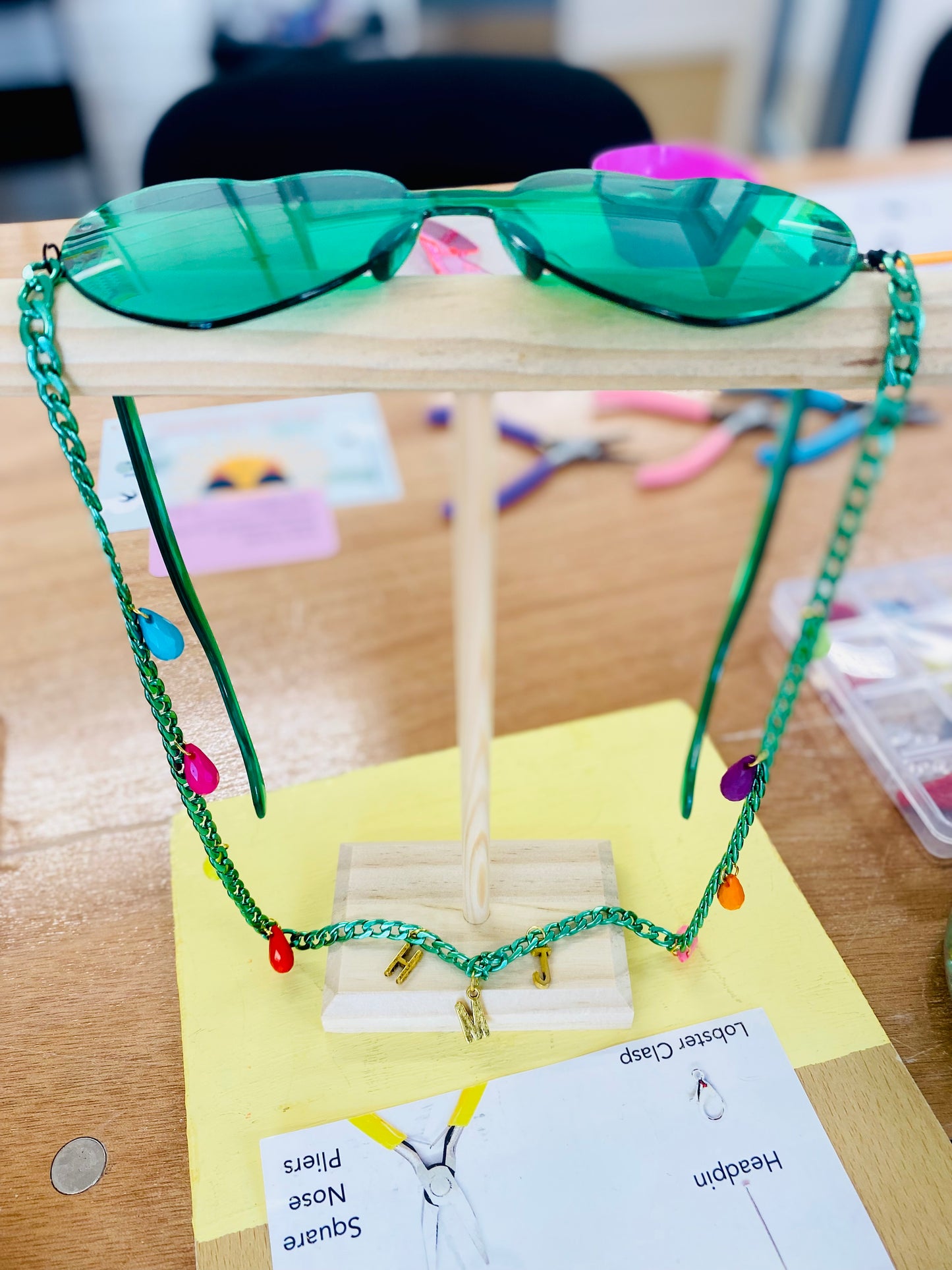HMJ Creative Night - Sunglasses Chain Workshop
