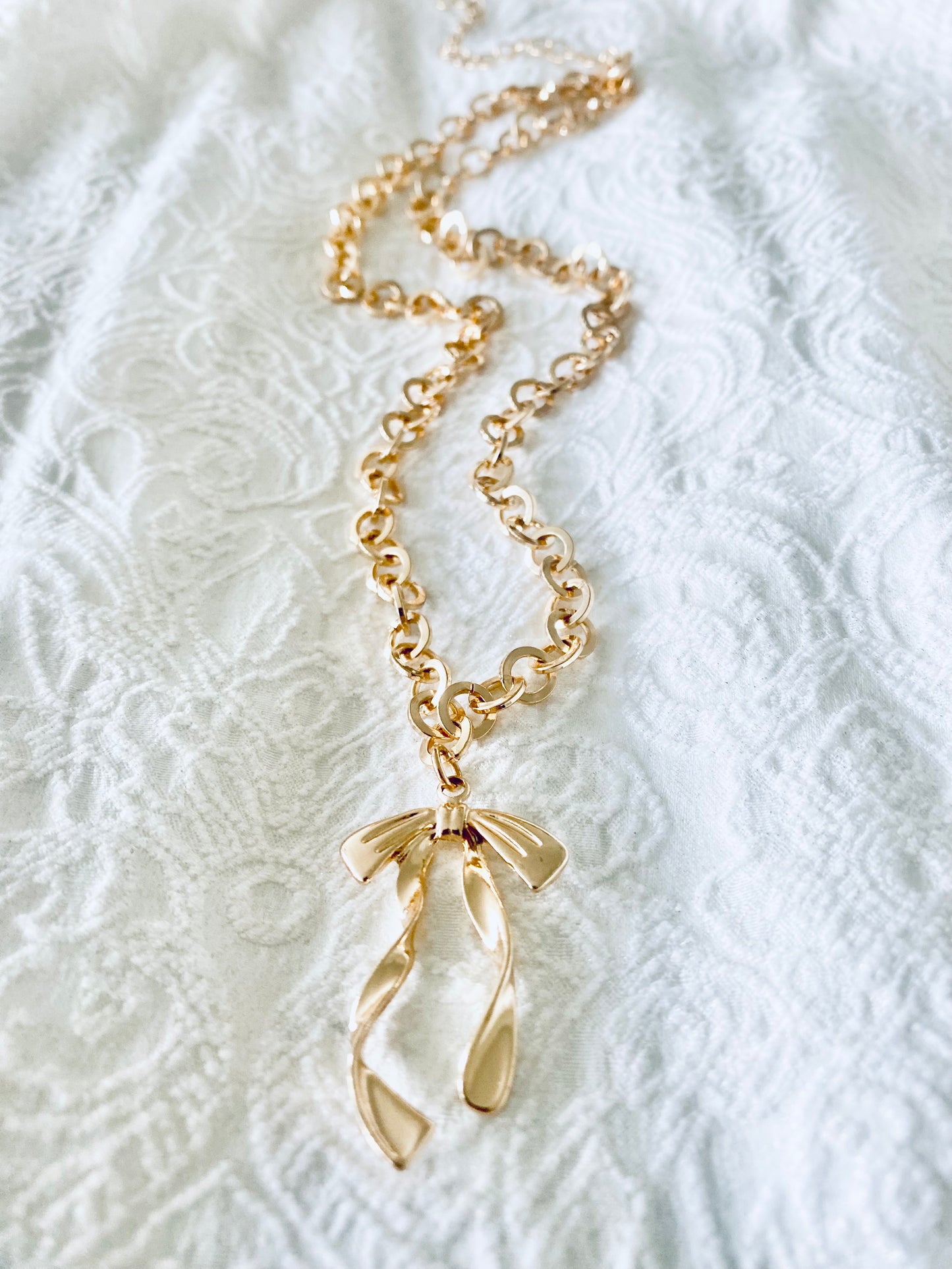 Bow Charm Necklace